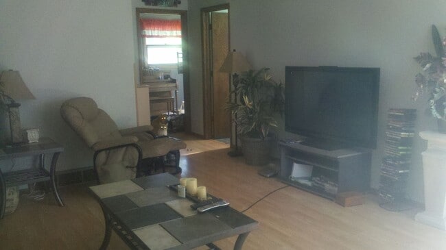 Photo - 808 Coleman St