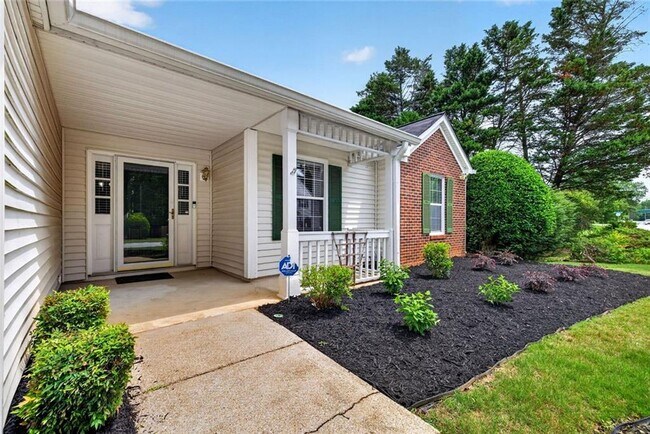 Photo - 4502 Legend Hollow Ln