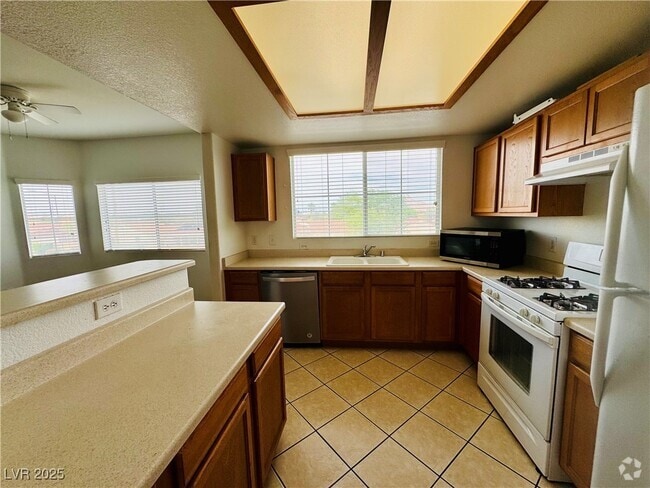 Building Photo - 833 Aspen Peak Loop Unit 1325 Rental
