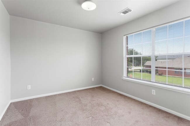 Building Photo - 4806 Quiet Canyon Dr