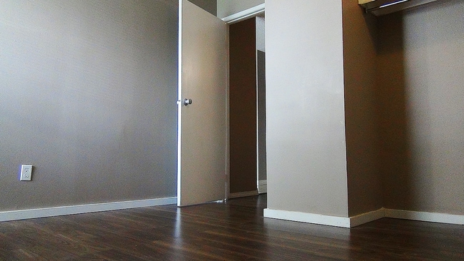 Cochrane House Apartments