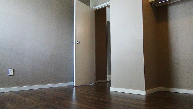 Photo - Cochrane House Apartments