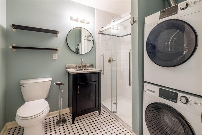 Photo - 897 Argonne Ave NE Unit 3