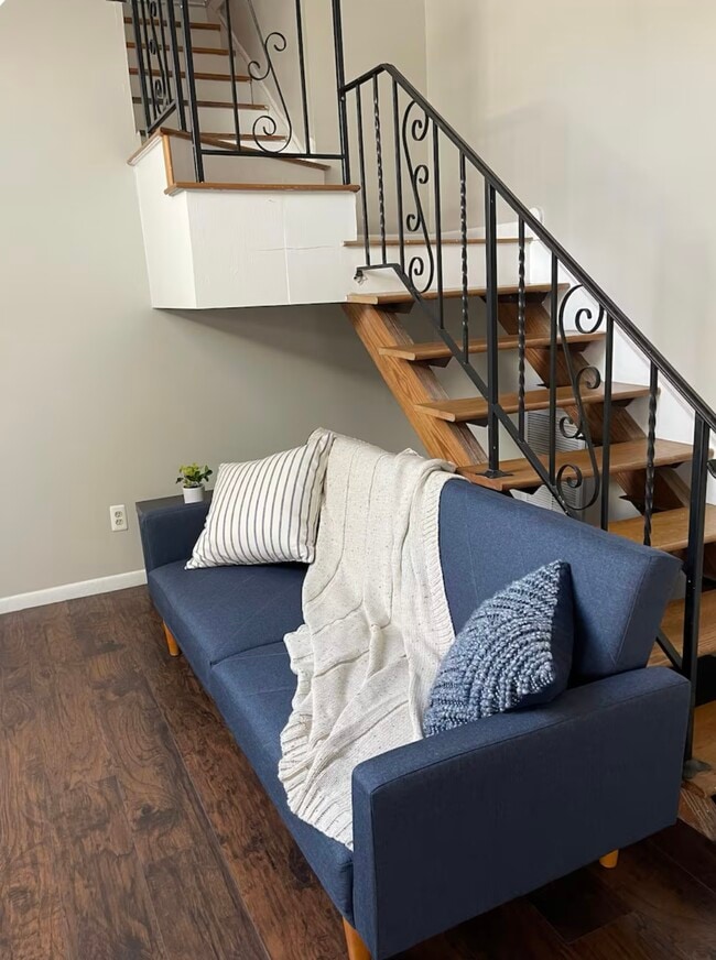 Photo - 4312 Clinton Ave Unit North