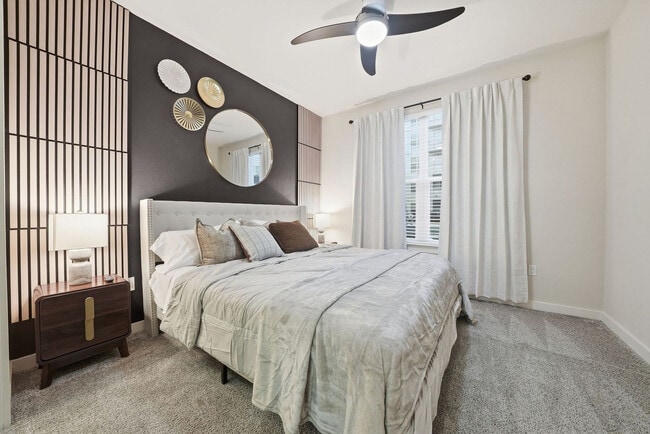 Photo - 1700 W Cleveland St Unit SI FL1-ID1475283P