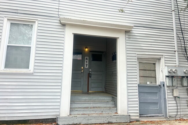 Photo - 417 N 5th Ave Apartments