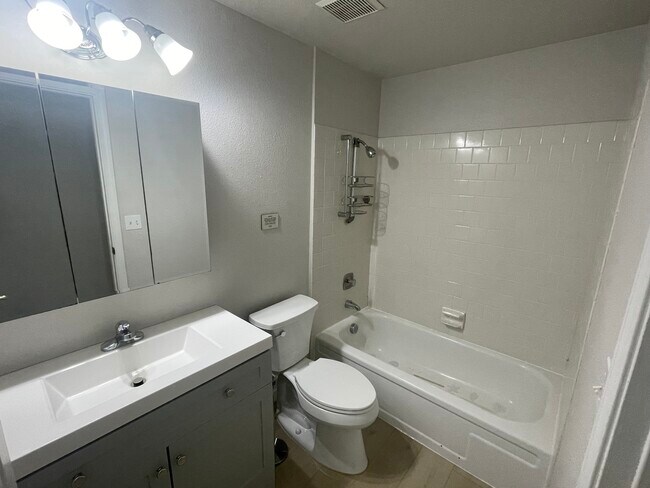 Photo - 3228 SW Dolph Ct