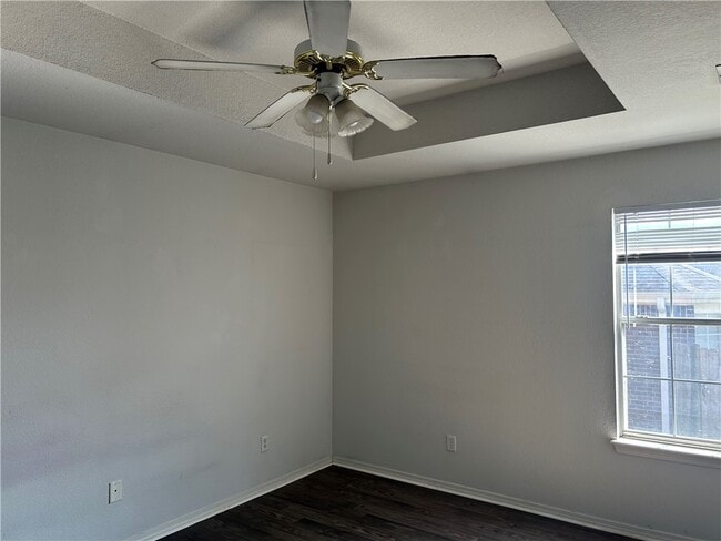 Photo - 1239 China Berry Ln