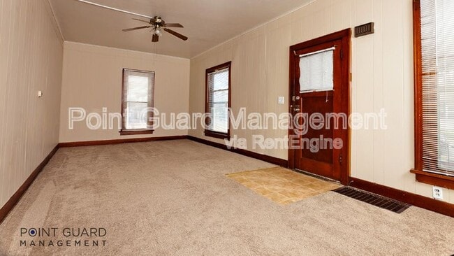 Photo - 221 S Millwood Ave