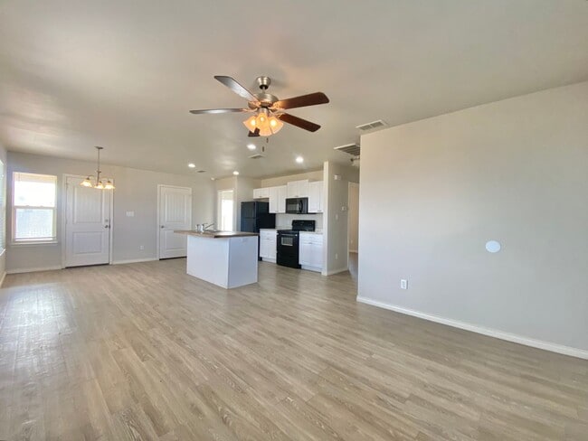 Photo - Great 3 bed 2 bath rural rental now available.