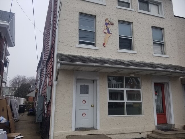 Building Photo - 212 State St Unit 7