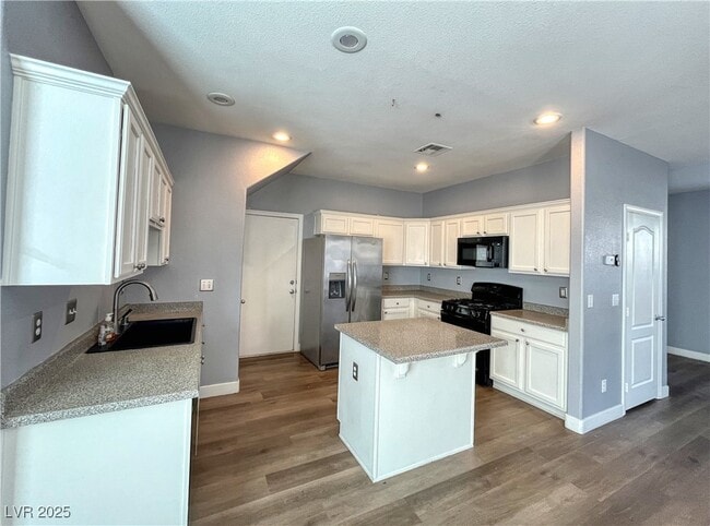 Photo - 8589 Peaceful Dreams St