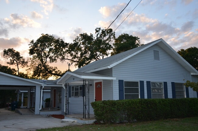 Building Photo - 132 McKean St Unit A