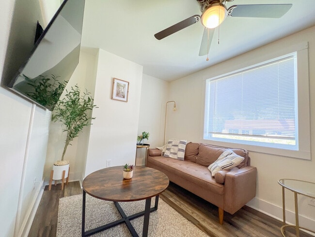 Photo - 401 Cedar Lane Rd Unit SI ID1234777P