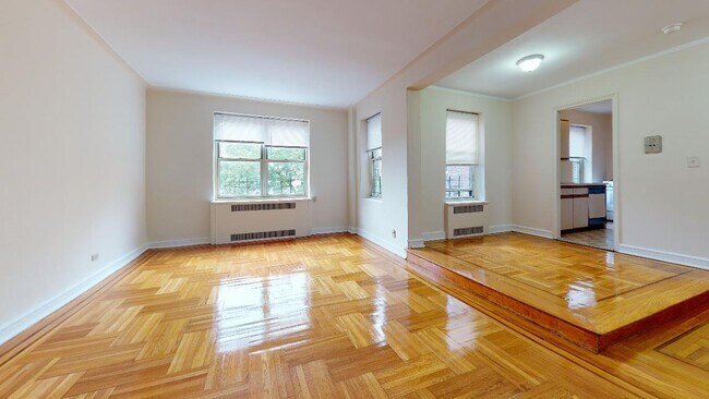 Photo - 70-01 113th Street
