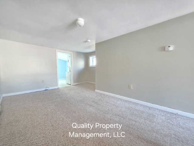 Photo - 208 Grove St Unit B