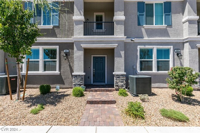 Photo - 500 Ylang Pl Townhome