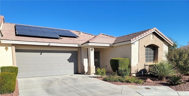 Building Photo - 8615 Little Fox St