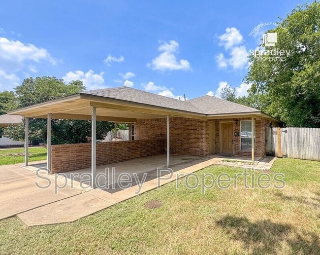 428B N Wall St - 428B N Wall St Townhome