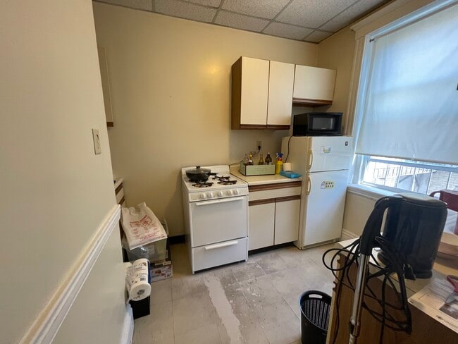 Photo - 166 Kelton St Unit 36
