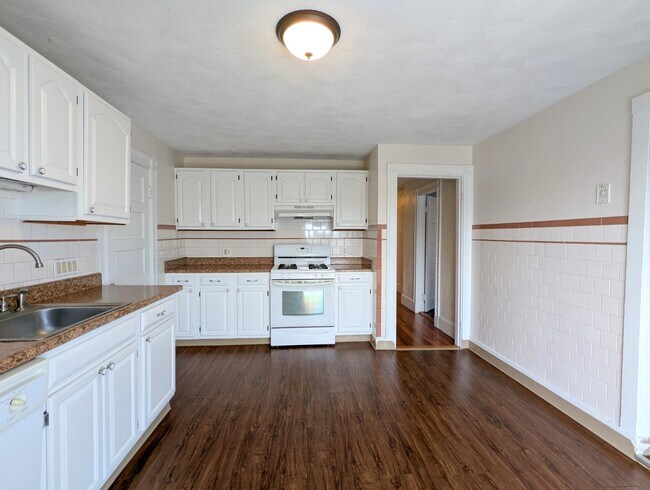 Photo - 15 Hill St Unit 3