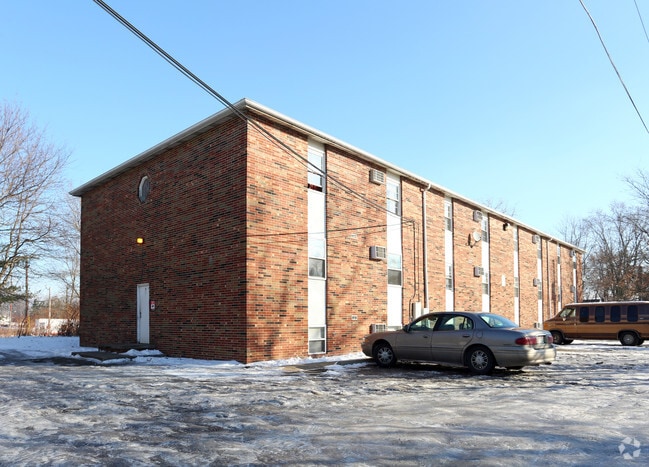 Grandview Apartments - New Horizon Apartments