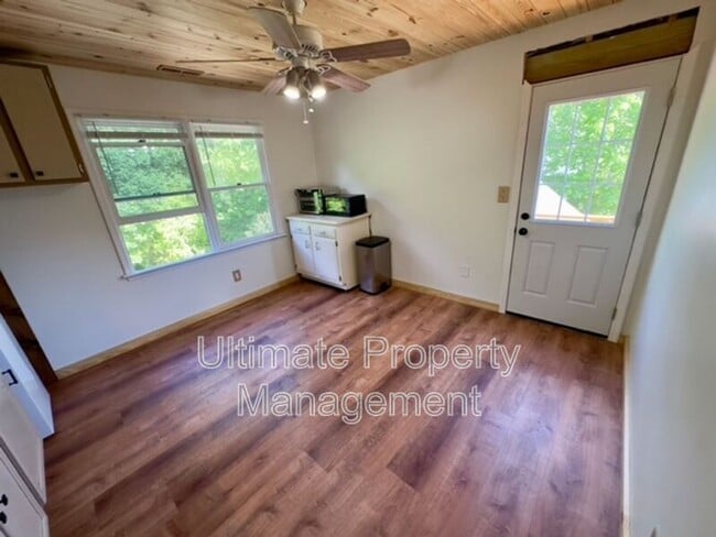 Photo - 129 Darby St