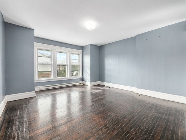 Photo - 135 S 15th St