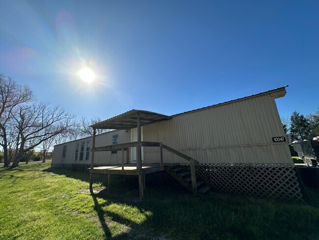 Building Photo - 10047 Wrangler Wy