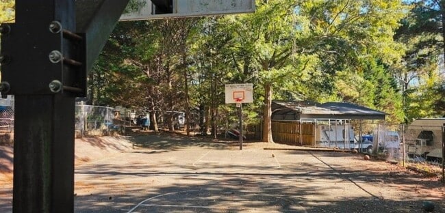 Photo - 2225 Harry Arnold Rd