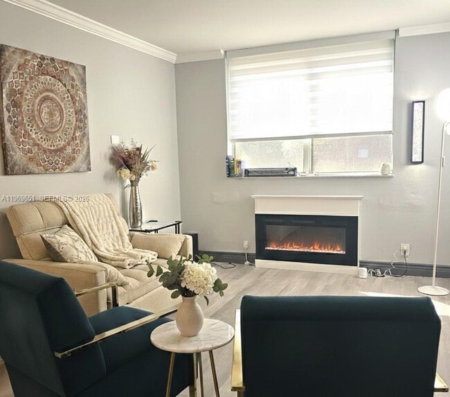 Photo - 2401 Riverside Dr Unidad 313-B