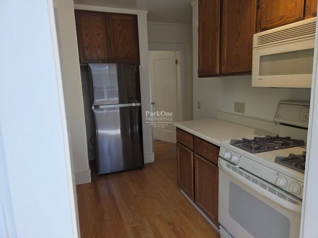 Photo - Sycamore Avenue LO Unit Sycamore Ave Upper