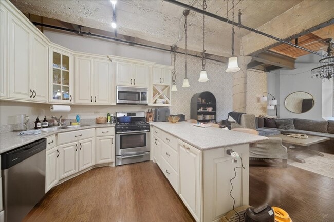 Photo - 420 W Ontario St Unit 309