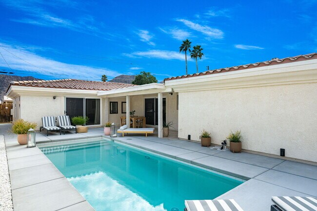 53680 Avenida Montezuma