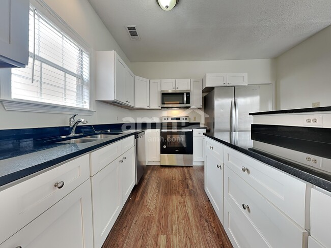 Photo - 821 Rain Dance Way