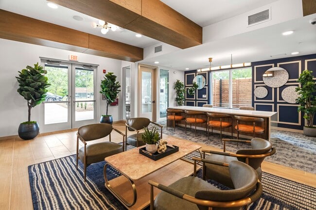 Leasing Office - Ironwood on North Salem