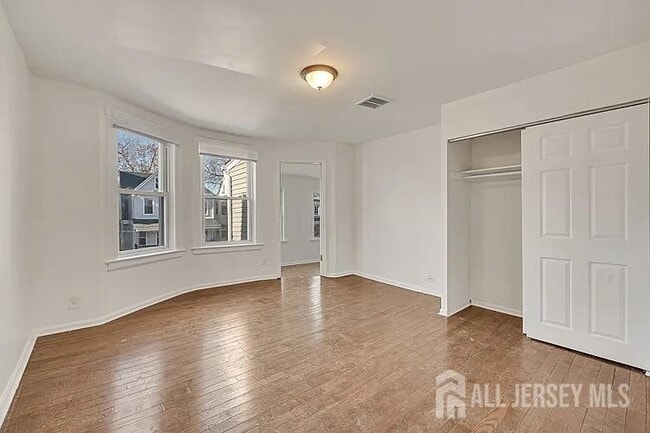 Photo - 110 N 17th St