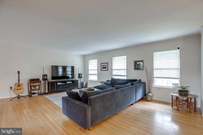 Photo - 10535 Brevity Dr