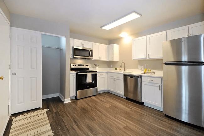 Mill Creek Townhomes