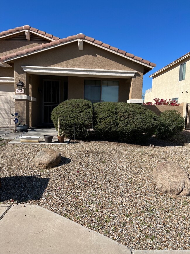 Photo - 6646 S 57th Ave