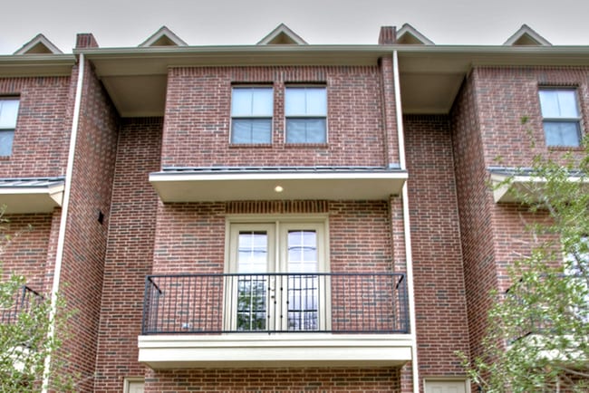 Photo - Miyama Cantey Townhomes 2816 Unit 114