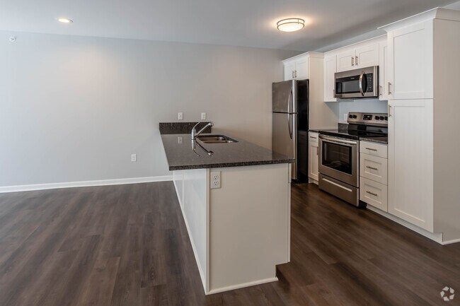 2BR, 2BA 1200SQ - Kitchen