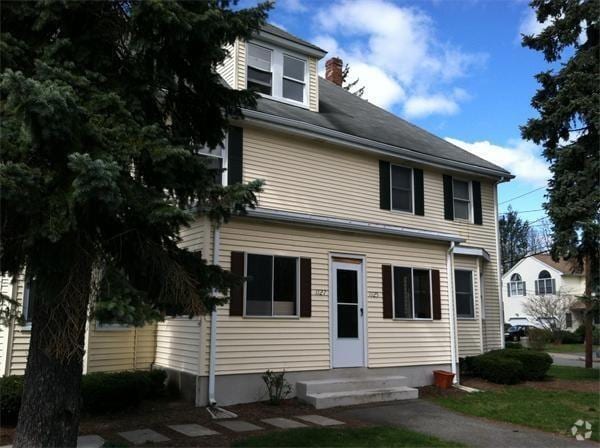 Building Photo - 1125 Chestnut St Unit 2 Rental
