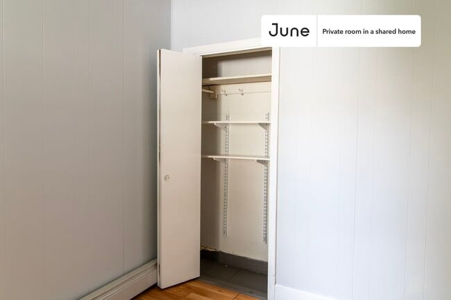 Photo - Room in Shared 3 bed/1 bath home Unidad C