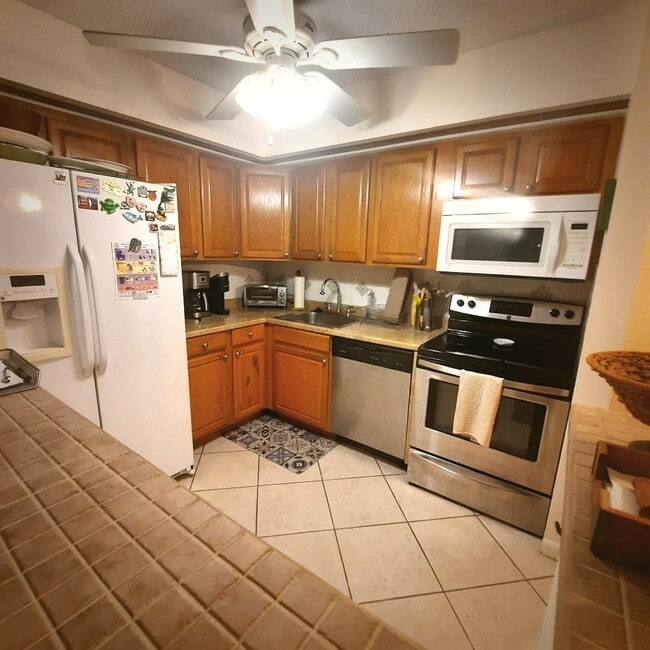 Building Photo - 15449 Lakes of Delray Blvd Unit 106