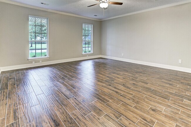 Building Photo - 4315 Woodvalley Dr Rental