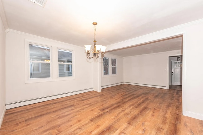 Photo - 32 Franklin Avenue