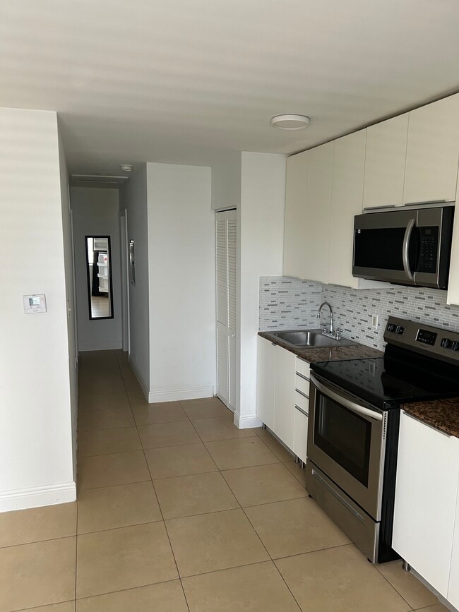 Photo - 137 N Federal Hwy