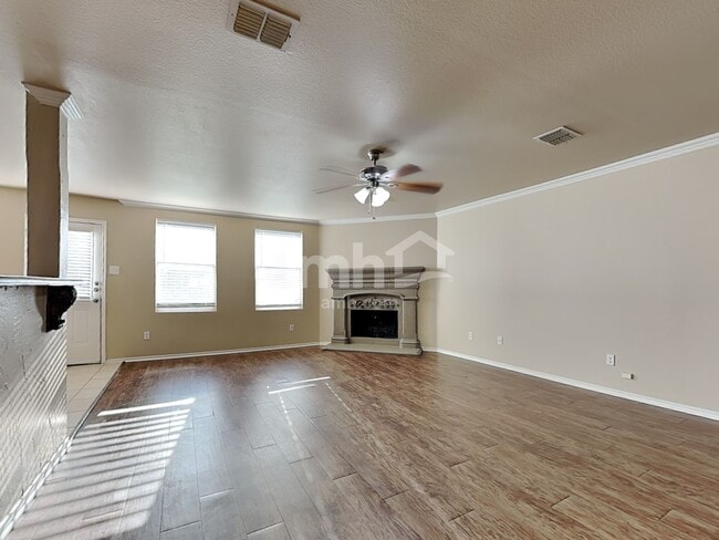 Photo - 2806 Lake Terrace Dr