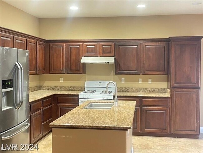 Photo - 5079 W Moberly Ave